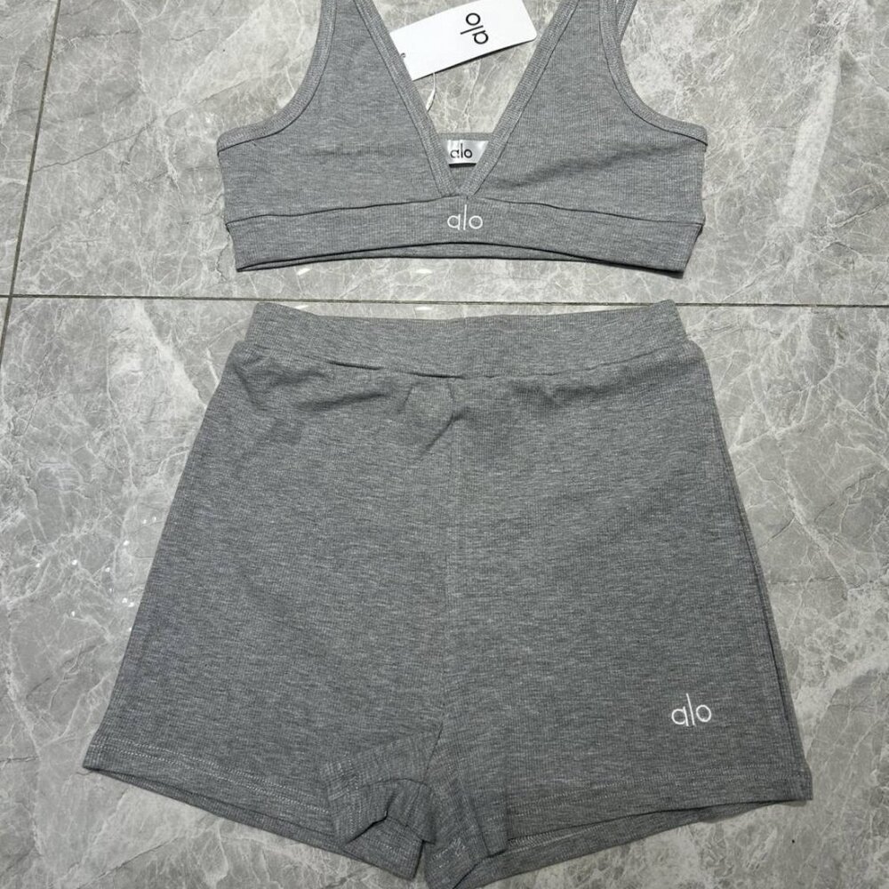 ALO Yoga Airbrush Silk Bra Tank Top, Activewea